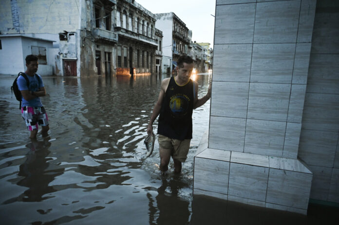 CUBA-WEATHER-HURRICANE-IAN