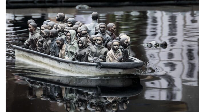 refugiados refugiados migrantes dismaland