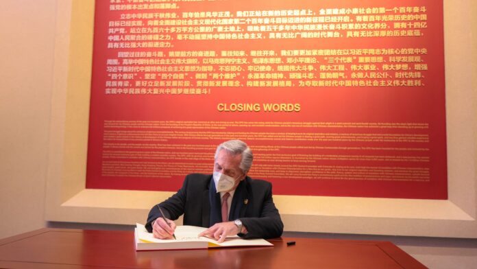 Alberto China
