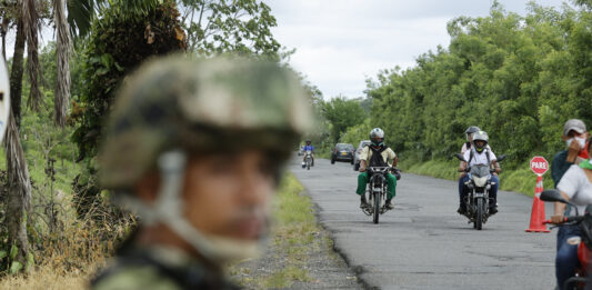 Ejercito colombiano en alerta ante posible "paro armado" tras la extradición de "Otoniel"