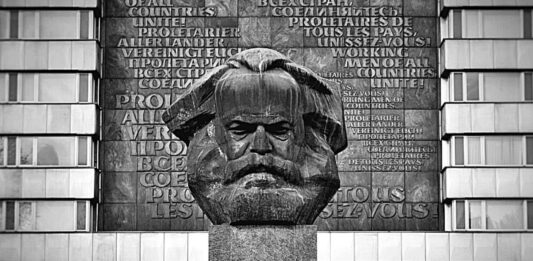 Busto Karl Marx